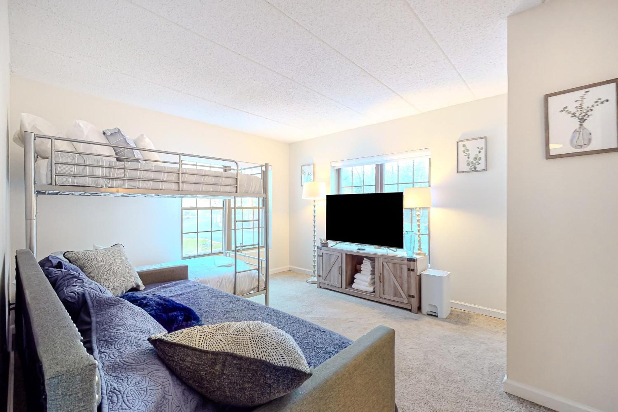 Mystic Sunrise Apartment